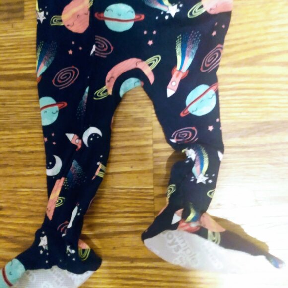 Baby girls size 6-9 months Simply Carter's sleeper - Picture 3 of 7